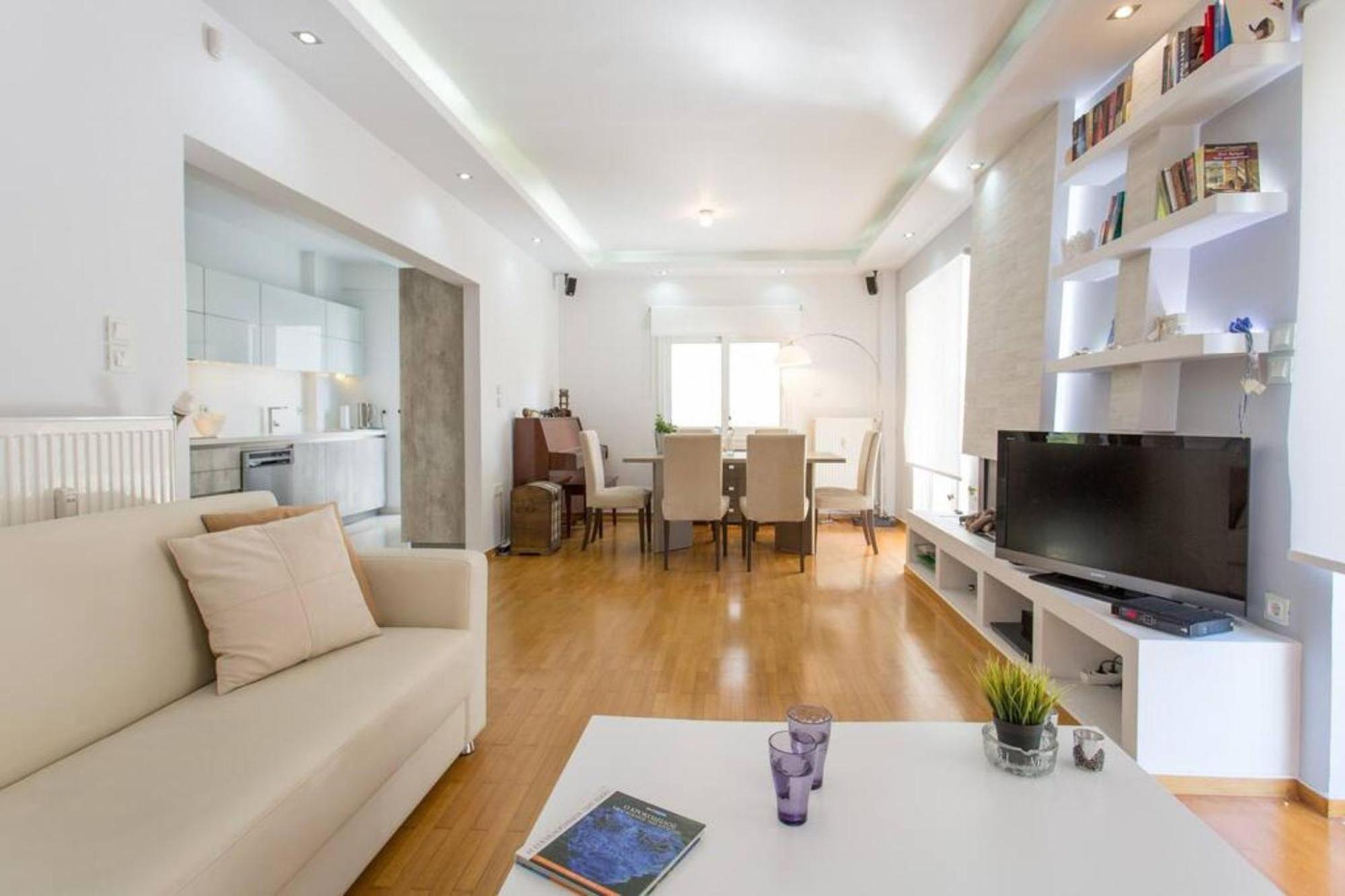 Ferienwohnung One Block From The Sea Family House At Floisvos Athen Exterior foto